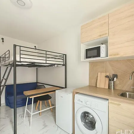 Immeuble Saint-antoine Apartment Paris